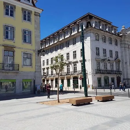 Cais Do Sodre - Nearby Pink Street, Time Out Market By Ld * Lisbon