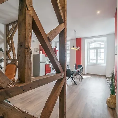 Cais Do Sodre - Nearby Pink Street, Time Out Market By Ld *